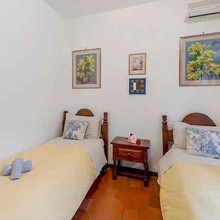 Villa Ascheri - Grimaldi, *